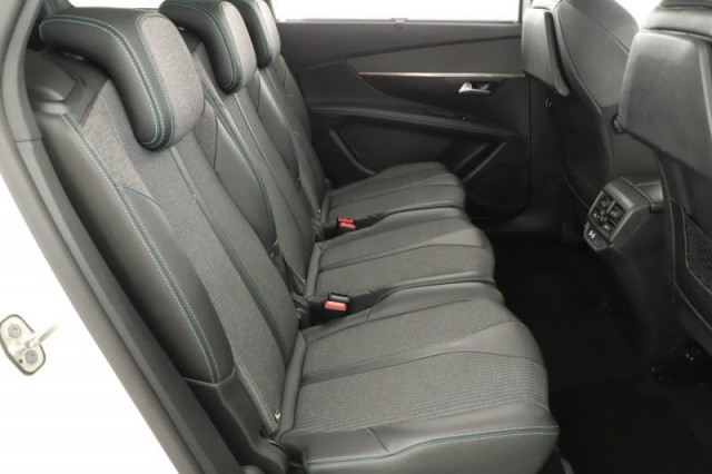 Peugeot 5008  1.5 BlueHDi 