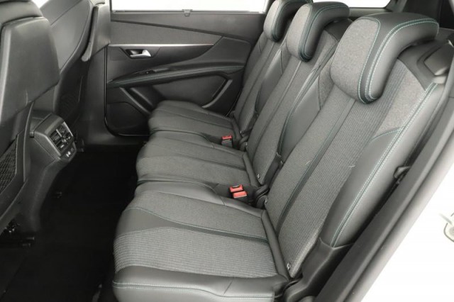 Peugeot 5008  1.5 BlueHDi 