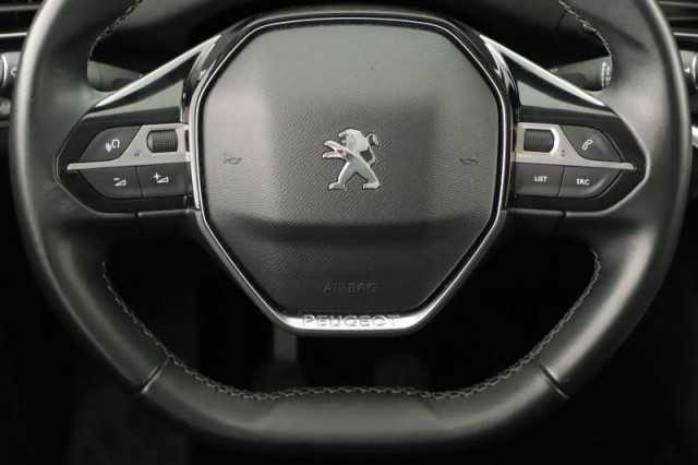 Peugeot 5008  1.5 BlueHDi 