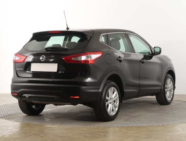 Nissan Qashqai  1.2 DIG-T 