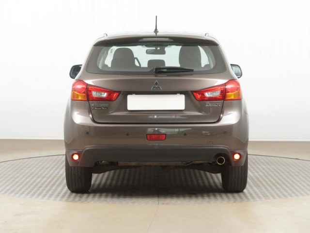 Mitsubishi ASX  1.6 MIVEC Inform