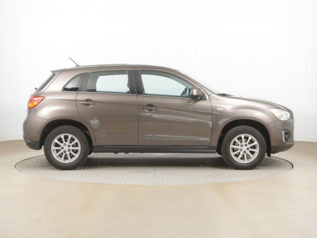 Mitsubishi ASX  1.6 MIVEC Inform