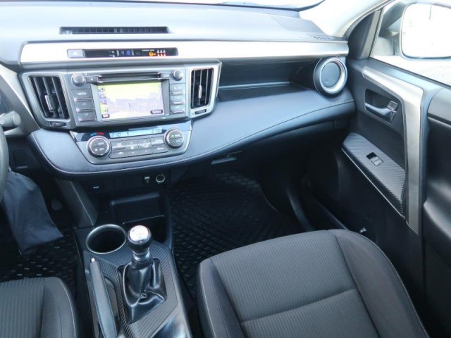 Toyota RAV 4  2.2 D-4D 