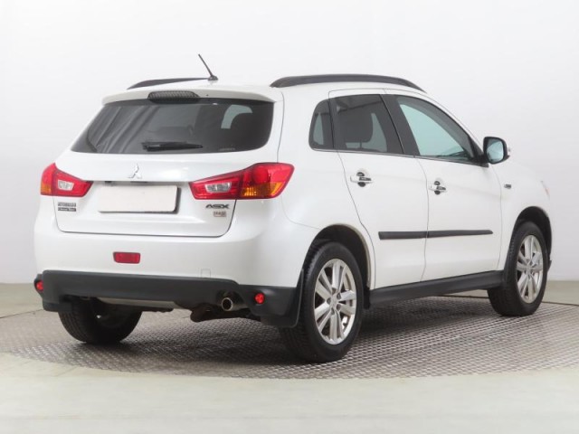Mitsubishi ASX  1.8 DI-D MIVEC Instyle