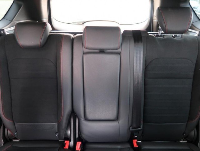 Ford Kuga  2.0 EcoBoost ST-Line