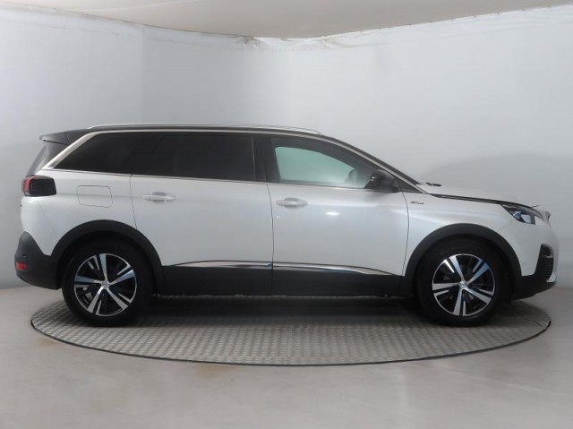 Peugeot 5008  1.5 BlueHDi GT Line
