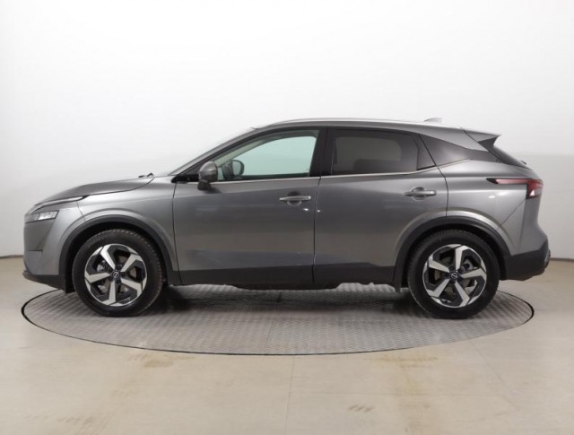 Nissan Qashqai  1.3 DIG-T MHEV N-Connecta