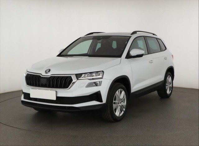 Škoda Karoq  1.5 TSI Fresh