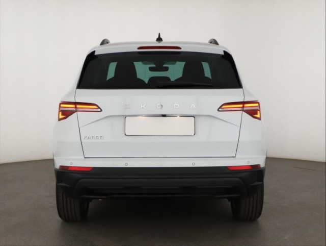 Škoda Karoq  1.5 TSI Fresh