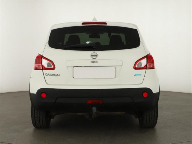 Nissan Qashqai  2.0 
