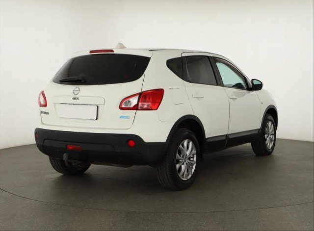 Nissan Qashqai  2.0 