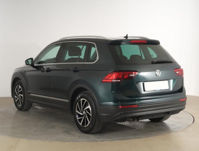Volkswagen Tiguan  2.0 TDI 