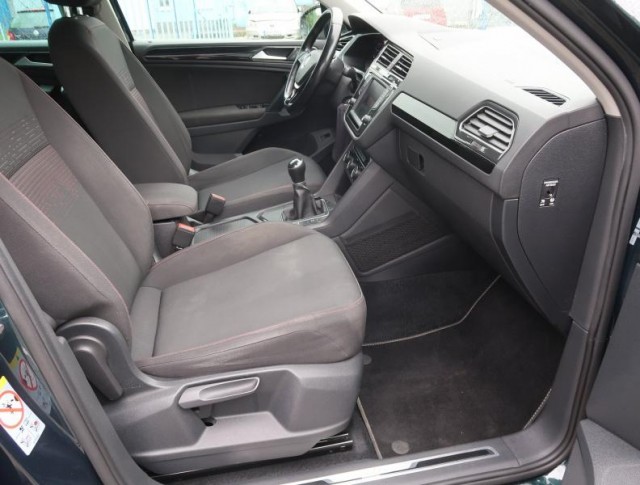 Volkswagen Tiguan  2.0 TDI 