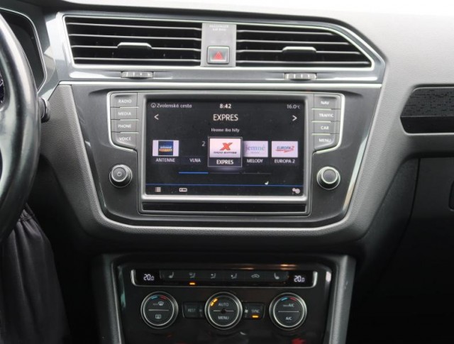 Volkswagen Tiguan  2.0 TDI 