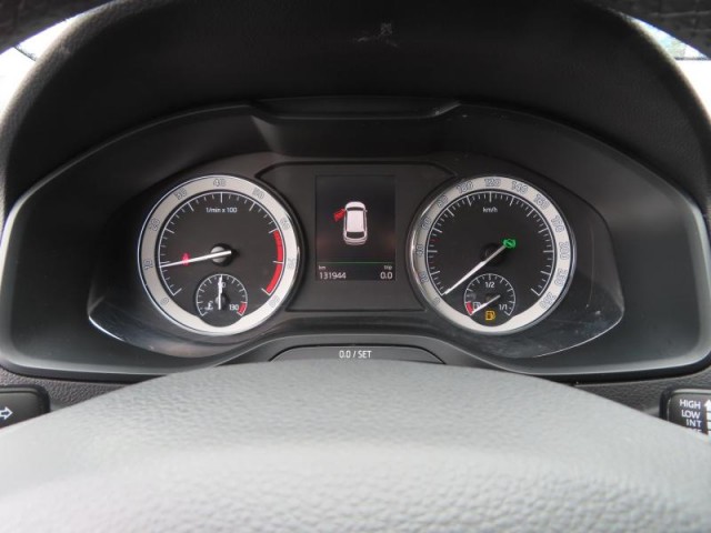 Škoda Karoq  1.5 TSI Style