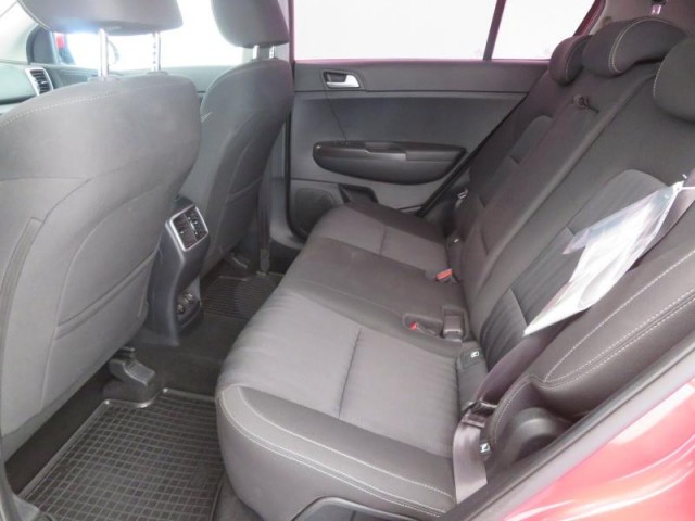 Kia Sportage  1.6 CRDi 