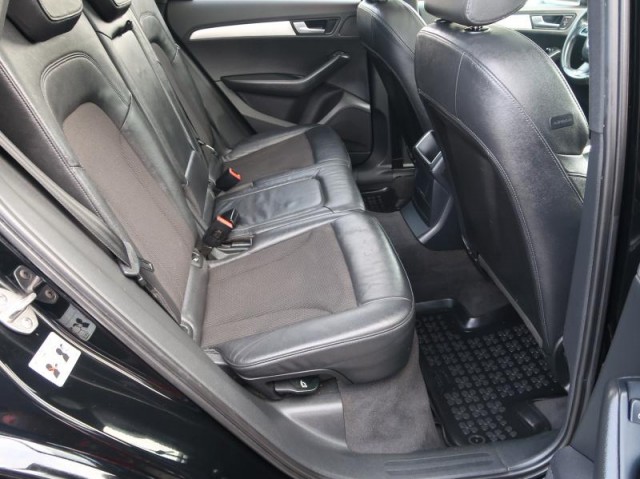 Audi Q5  2.0 TFSI S line