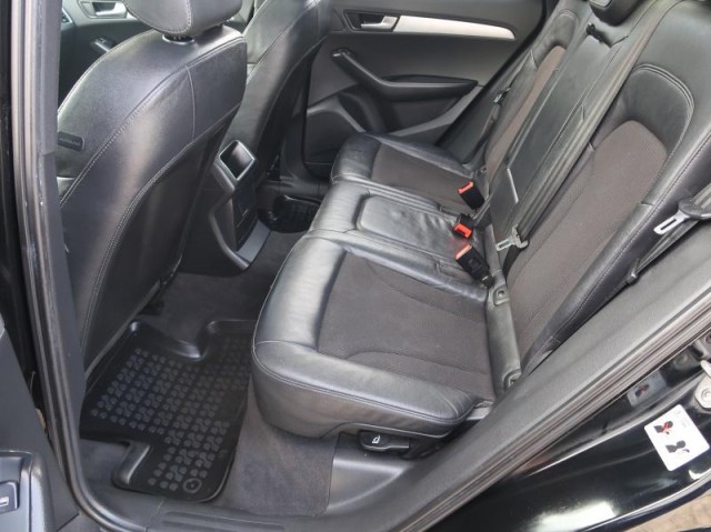 Audi Q5  2.0 TFSI S line