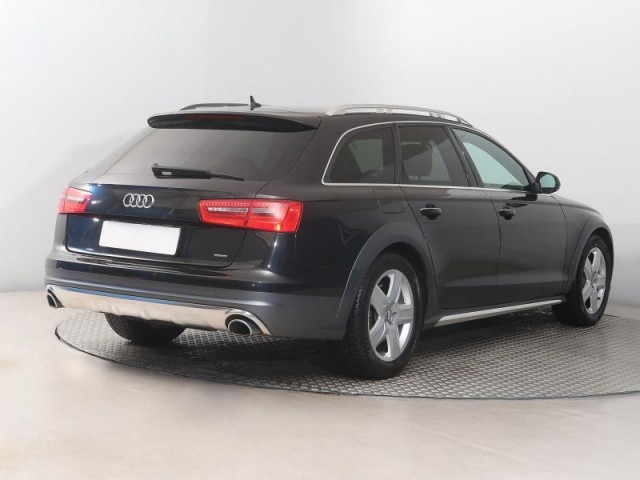Audi A6 Allroad  3.0 TDI 