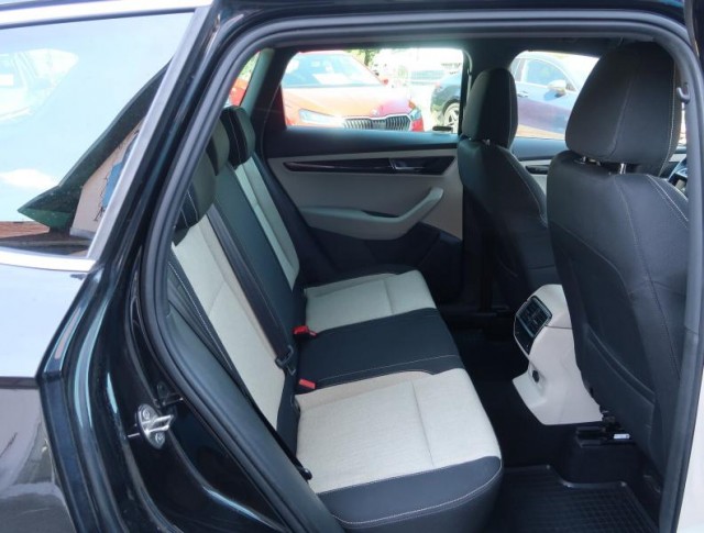 Škoda Karoq  1.0 TSI 