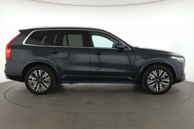 Volvo XC90  B5 AWD 