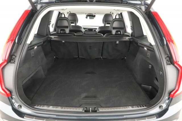 Volvo XC90  B5 AWD 