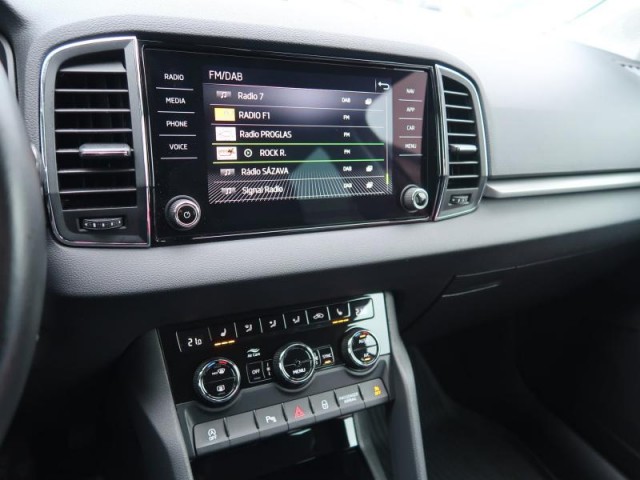 Škoda Karoq  1.5 TSI Active