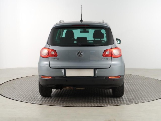 Volkswagen Tiguan  2.0 TSI 