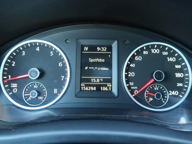Volkswagen Tiguan  2.0 TSI 