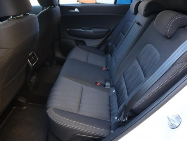 Kia Sportage  1.6 CRDi 