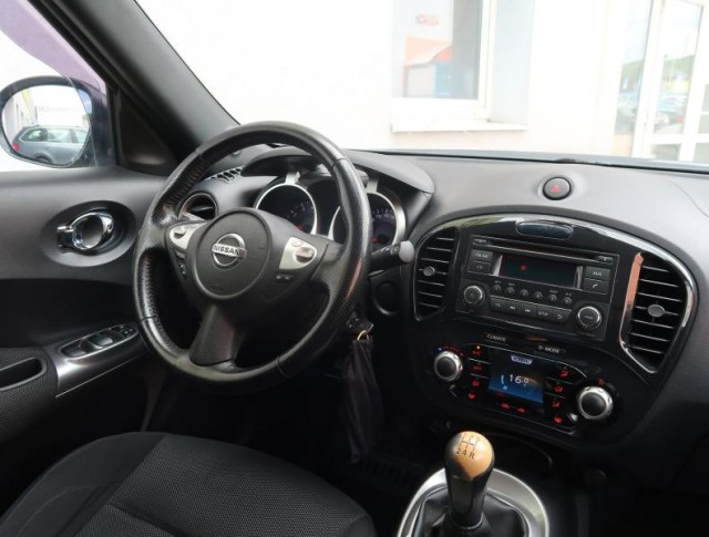 Nissan Juke  1.6 i 