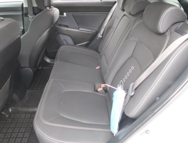 Kia Sportage  1.7 CRDi Comfort