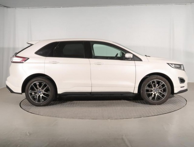 Ford Edge  2.0 Bi-TDCI Titanium