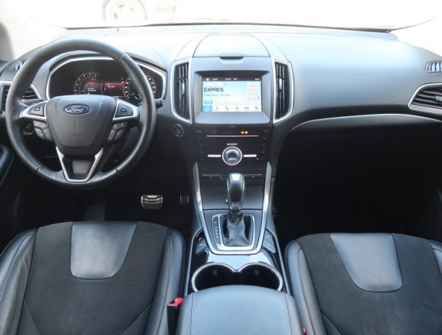 Ford Edge  2.0 Bi-TDCI Titanium