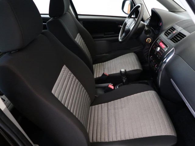 Suzuki SX4  1.6 VVT 