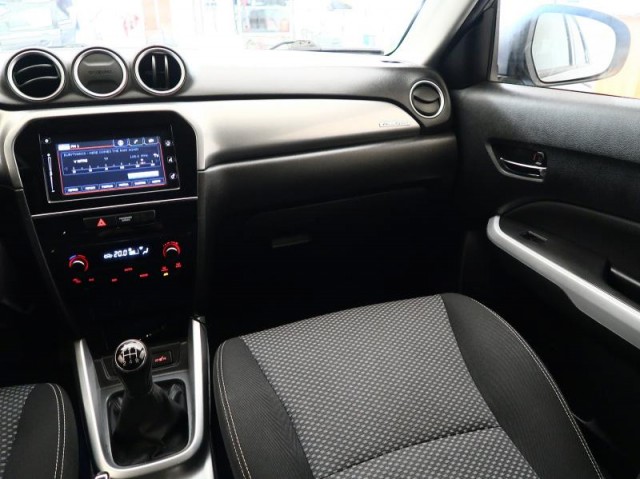 Suzuki Vitara  1.6 VVT 