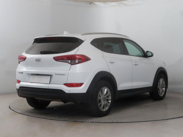 Hyundai Tucson  1.7 CRDi 