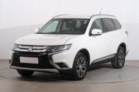 Mitsubishi Outlander  2.2 DI-D Intense