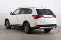 Mitsubishi Outlander  2.2 DI-D Intense