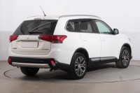 Mitsubishi Outlander  2.2 DI-D Intense