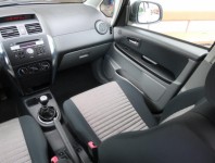 Suzuki SX4  1.9 DDiS GL