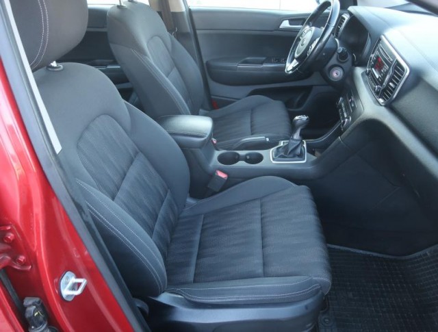 Kia Sportage  1.6 GDI Silver