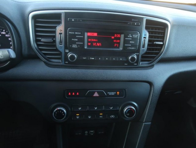 Kia Sportage  1.6 GDI Silver
