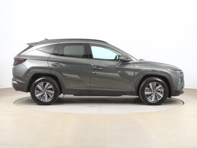 Hyundai Tucson  1.6 T-GDI 48V MHEV Smart