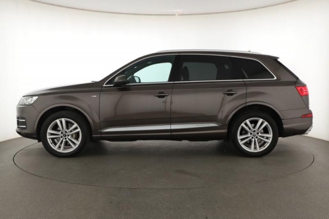 Audi Q7  3.0 TDI S-Line