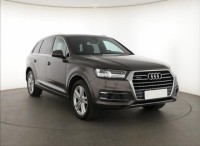 Audi Q7  3.0 TDI S-Line
