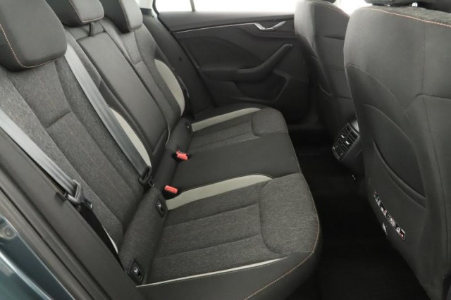 Škoda Kamiq  1.0 TSI 