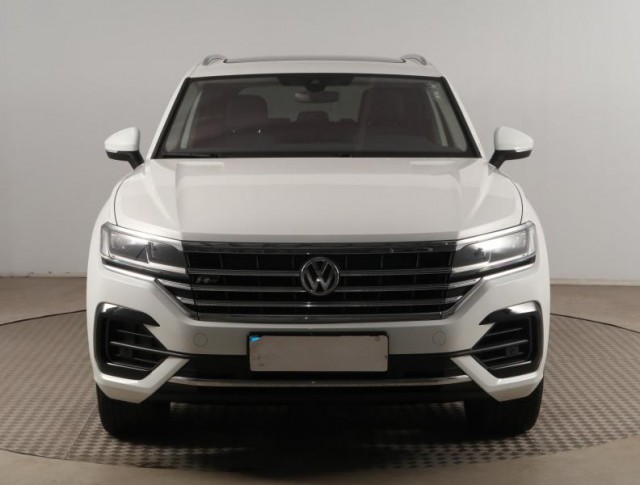 Volkswagen Touareg  3.0 TDI R-Line