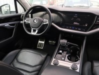 Volkswagen Touareg  3.0 TDI R-Line