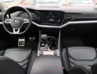 Volkswagen Touareg  3.0 TDI R-Line